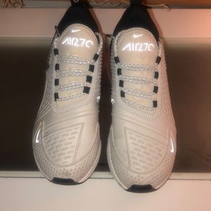 Nike Air Max 270